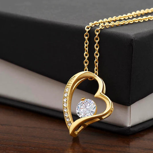 Elevate Your Style: The Power of Accessories in Fashion with Mimi's Fashions