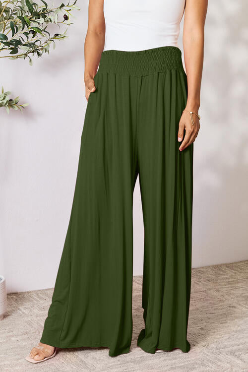 Pantalones anchos con cinturilla ancha y fruncidos de tamaño completo de Double Take