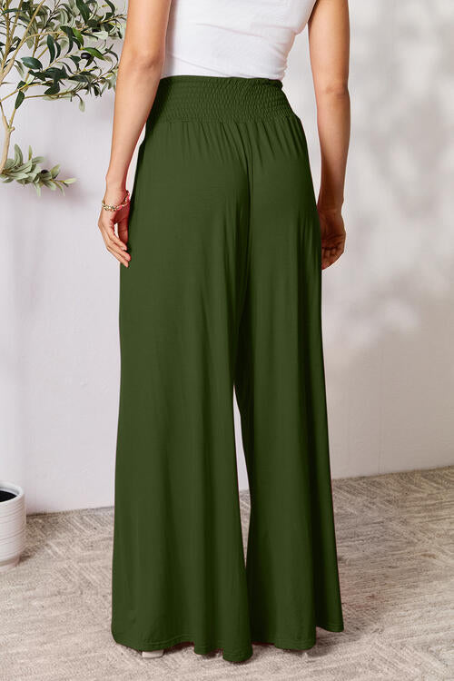 Pantalones anchos con cinturilla ancha y fruncidos de tamaño completo de Double Take
