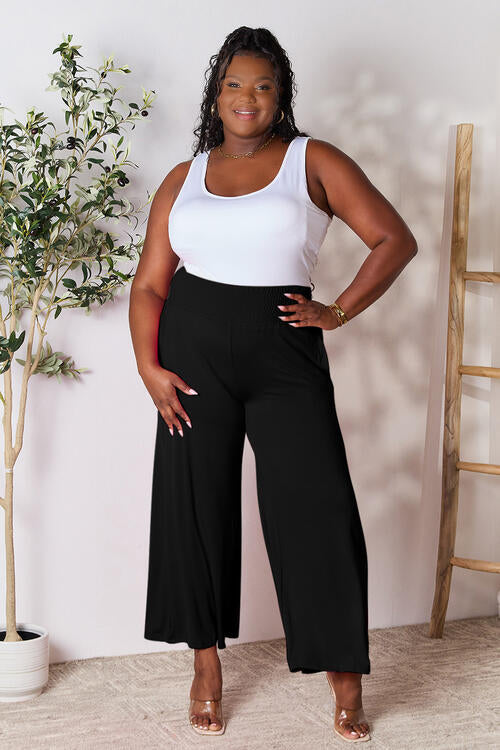 Pantalones anchos con cinturilla ancha y fruncidos de tamaño completo de Double Take